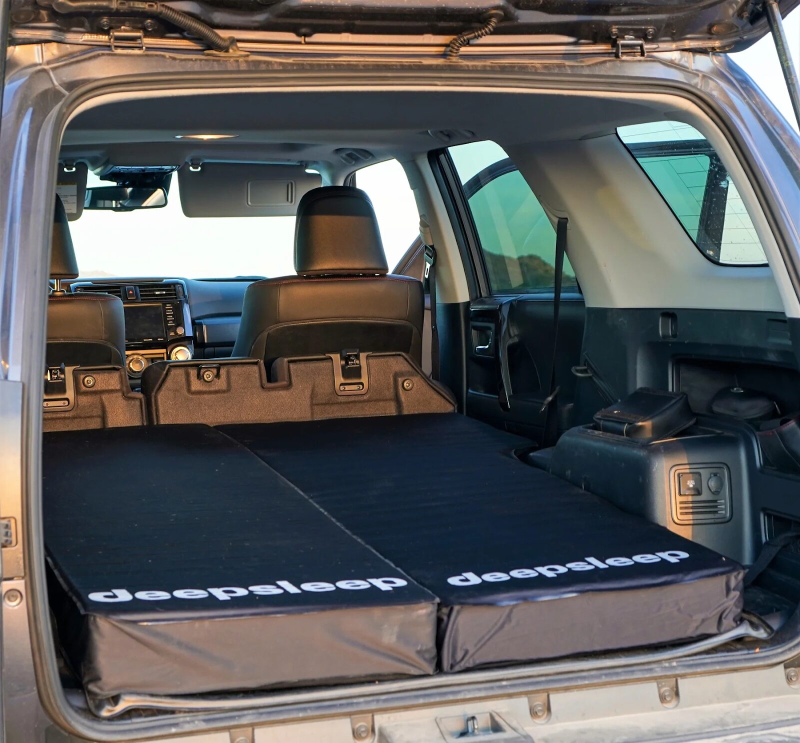 https://deepsleepoverland.com/cdn/shop/articles/Gen_4Runner_Camping_Setup.png?v=1737377668